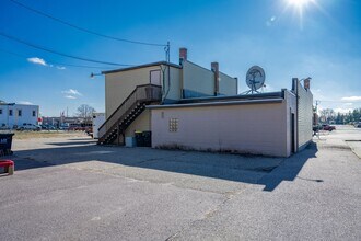 305 E State St in Mauston, WI - Building Photo - Building Photo