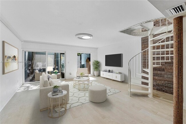 property at 517 NE 38th St