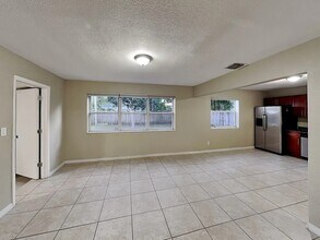 2240 Woolbright Rd in Boynton Beach, FL - Building Photo - Building Photo