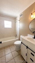 241 S Commerce Ave in Sebring, FL - Building Photo - Building Photo