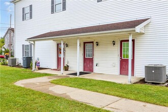 4029 Main St in Slatedale, PA - Foto de edificio - Building Photo