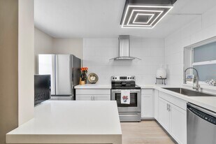 2805 SW 22nd Ave in Delray Beach, FL - Building Photo