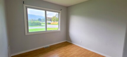 99 Kechika St in Kitimat, BC - Building Photo - Building Photo