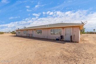 4015 N Montezuma Dr in Eloy, AZ - Building Photo - Building Photo