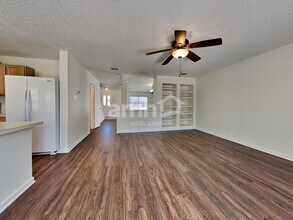 5220 Dillon Cir in Haltom City, TX - Building Photo - Building Photo