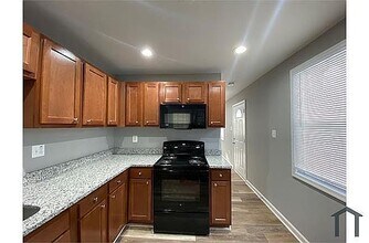 299 Schmechel St in Aberdeen, MD - Foto de edificio - Building Photo