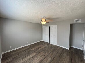 1604 Moss St in Lake Charles, LA - Building Photo - Building Photo