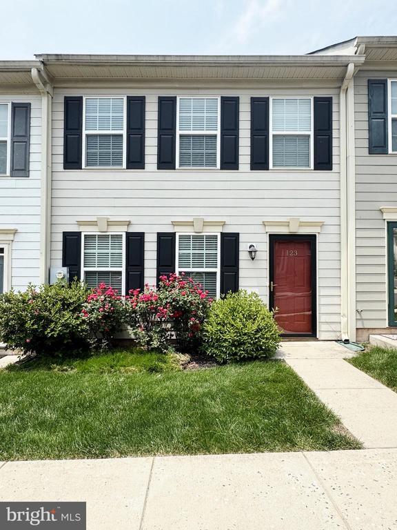 property at 123 Cobbler Ln