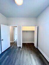 2258 S Sacramento Ave in Chicago, IL - Building Photo - Building Photo