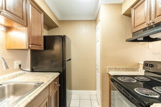 102 Oak Crest Dr NW in Winter Haven, FL - Building Photo - Building Photo