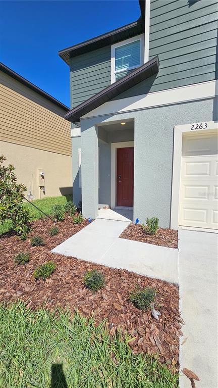 2263 Blue Orchid Ave in Plant City, FL - Building Photo - Building Photo