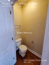 101 Cedar Point Ln in Harrisonburg, VA - Building Photo - Building Photo