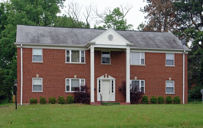 2699 Dixie Hwy in Fort Mitchell, KY - Foto de edificio - Building Photo