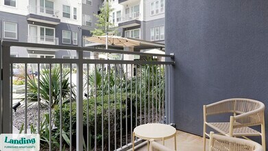 3501 Ross Ave, Unit 1086 in Dallas, TX - Foto de edificio - Building Photo