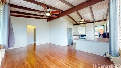 44-123-123 Mikiola Dr in Kaneohe, HI - Building Photo - Building Photo