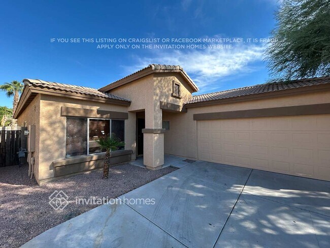 7005 S 21st Dr in Phoenix, AZ - Building Photo - Building Photo