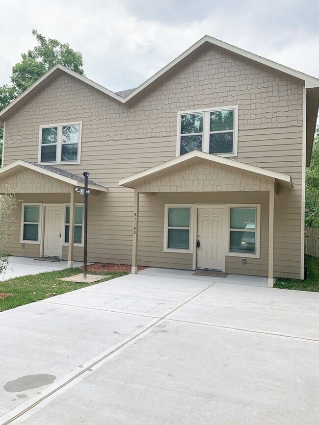 8114 Rhobell St in Houston, TX - Building Photo - Building Photo
