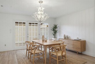 5817 Valley Forge Dr in Houston, TX - Building Photo - Building Photo