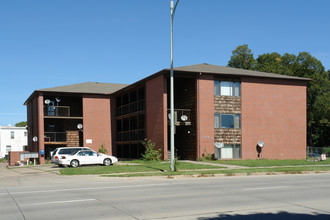 1744 L St in Lincoln, NE - Building Photo - Building Photo