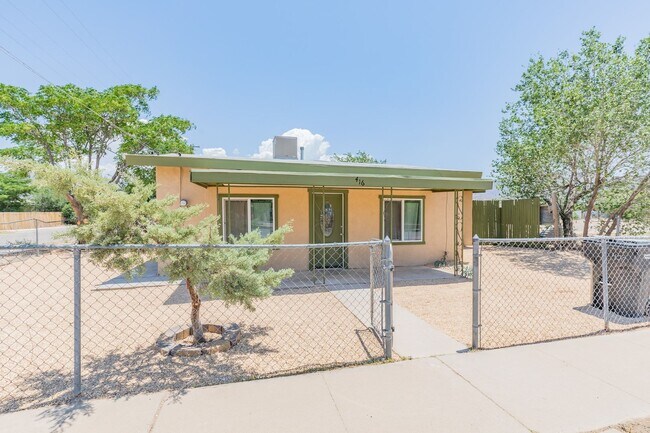 416 Virginia Ave in Alamogordo, NM - Building Photo - Building Photo