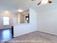 3131 Westbrook St photo'