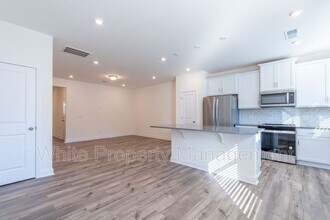 1556 Cedar Tree Dr in Belmont, NC - Building Photo - Building Photo