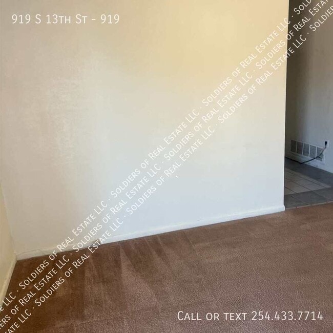 919 S 13th St in Copperas Cove, TX - Building Photo - Building Photo