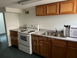 2244 S 9th St in Springfield, IL - Building Photo - Building Photo