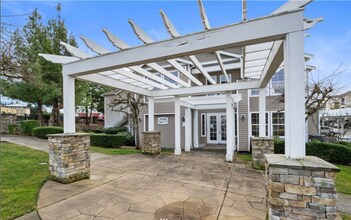 10109 186th St E in Puyallup, WA - Building Photo - Building Photo