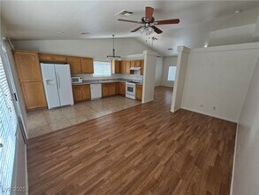5120 Wedmore Ct in North Las Vegas, NV - Building Photo - Building Photo