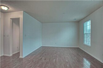 403 Pointe View Dr in Mars, PA - Building Photo - Building Photo