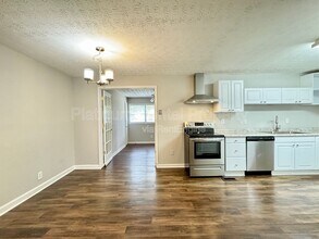 3835 Mason Dr NW in Duluth, GA - Building Photo - Building Photo