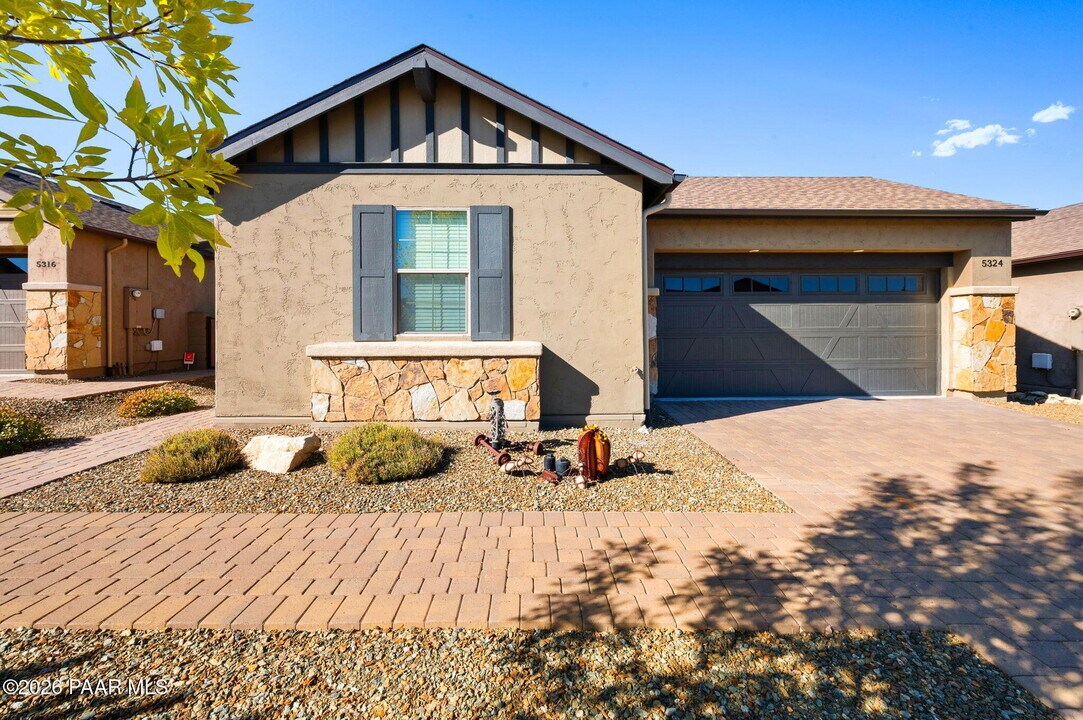 5324 Climbing Rock Trail in Prescott, AZ - Building Photo