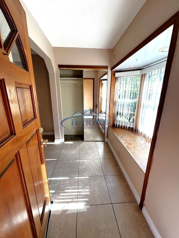 227 W Cummings St in Long Beach, CA - Building Photo - Building Photo