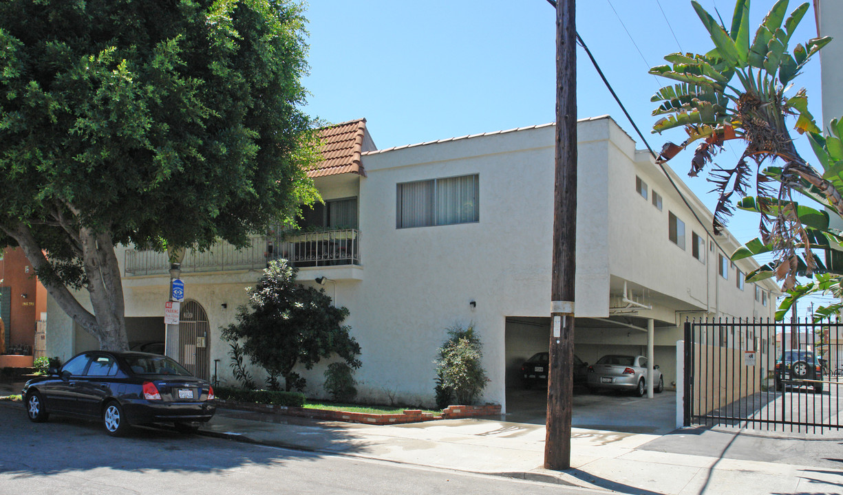 3901 Tilden Ave in Culver City, CA - Building Photo