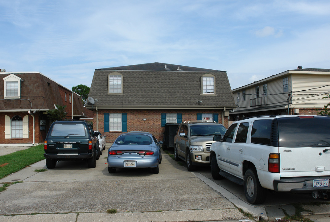 4417 Sonfield St in Metairie, LA - Foto de edificio