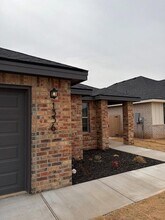 1336 Hogback Wy in Midland, TX - Foto de edificio - Building Photo