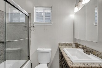 3025 Burdette St in New Orleans, LA - Building Photo - Building Photo