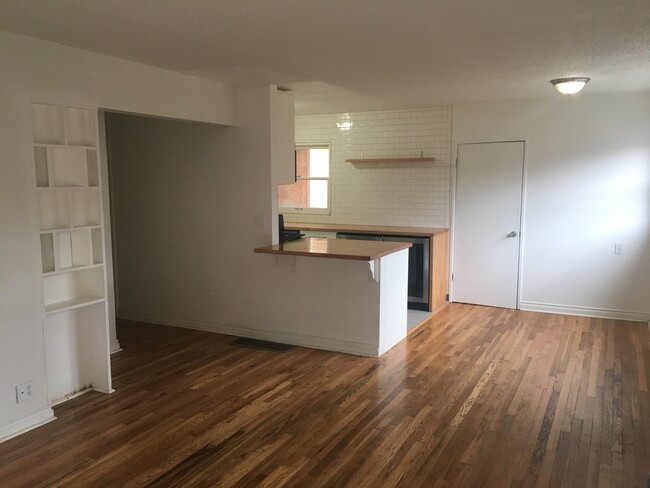 4426 Northeast Rodney Avenue, Unit Rodney House