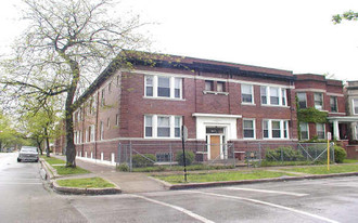 5756-5758 S Sangamon St Apartments