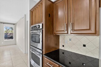 4302 E Mossman Rd in Phoenix, AZ - Building Photo - Building Photo