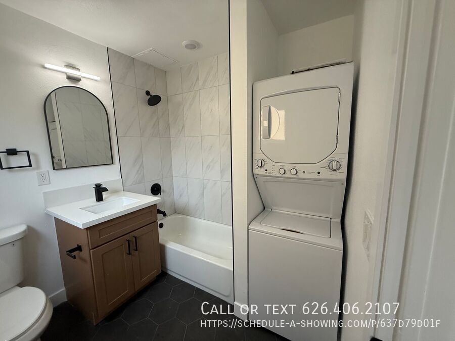 1623 S Walnut St in Anaheim, CA - Building Photo