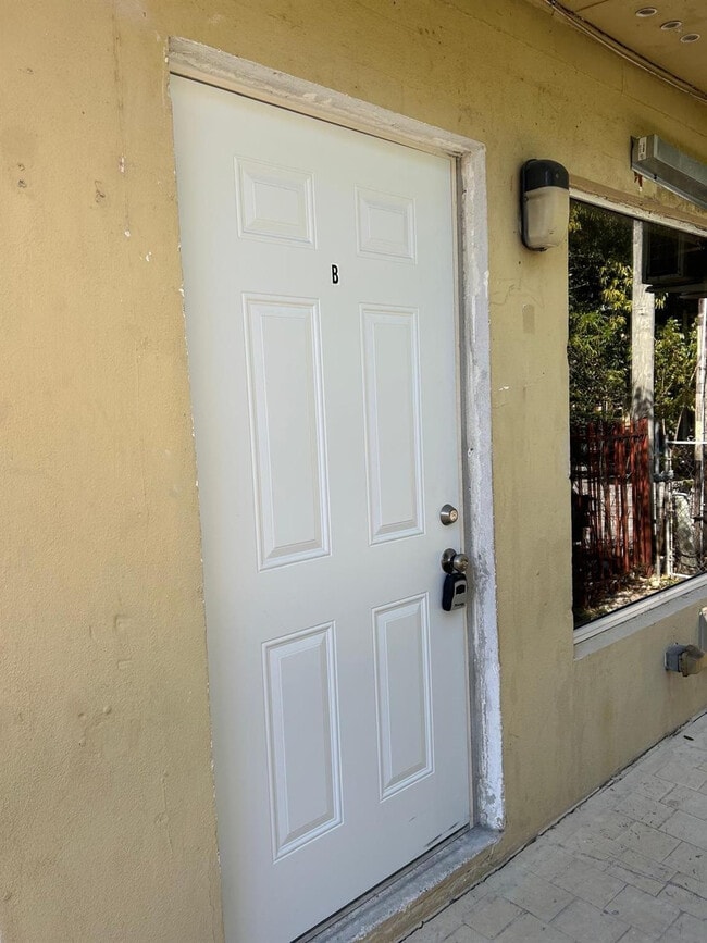 709 8th St in West Palm Beach, FL - Building Photo - Building Photo