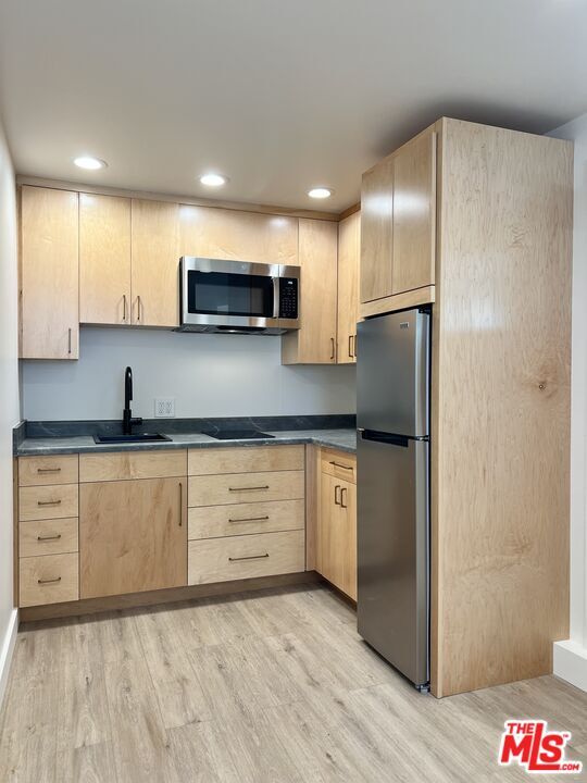 property at 2739 Dorman St