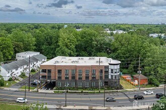 745 Bound Brook Rd, Unit 304 in Dunellen, NJ - Building Photo - Building Photo