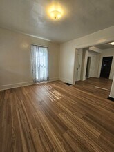 221 E 18th St in Davenport, IA - Building Photo - Building Photo