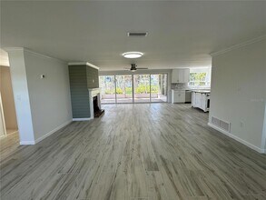812 Bayview Dr in Nokomis, FL - Building Photo - Building Photo
