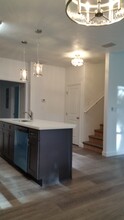 304 NW 15th Ter, Unit 10 in Gainesville, FL - Building Photo - Building Photo
