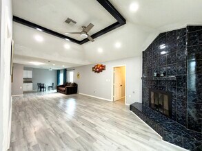 6506 Briar Glade Dr in Houston, TX - Building Photo - Building Photo