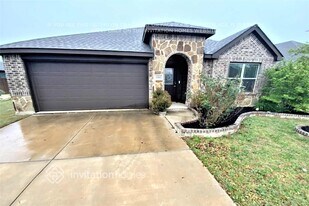12012 Briaredge St in Crowley, TX - Building Photo